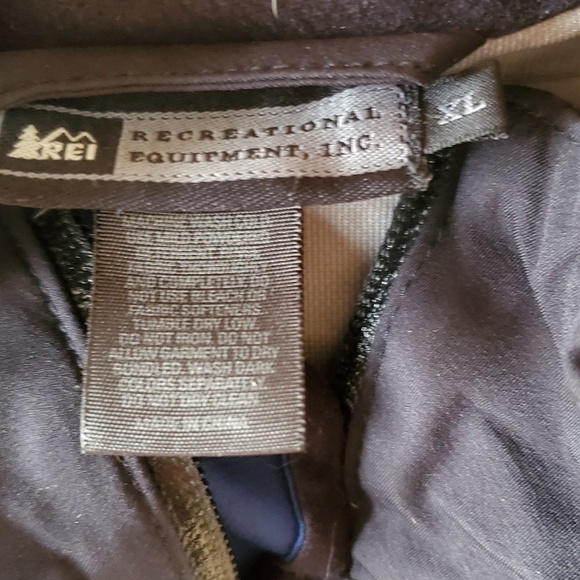 REI Blue and Black Rain Slicker - Picture 4 of 8